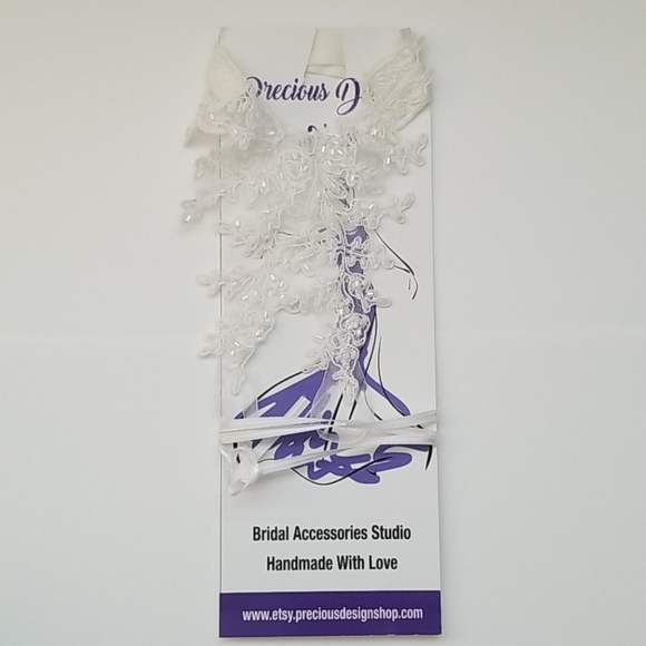 Lace Barefoot Sandals with Beads - Picture 3 of 4